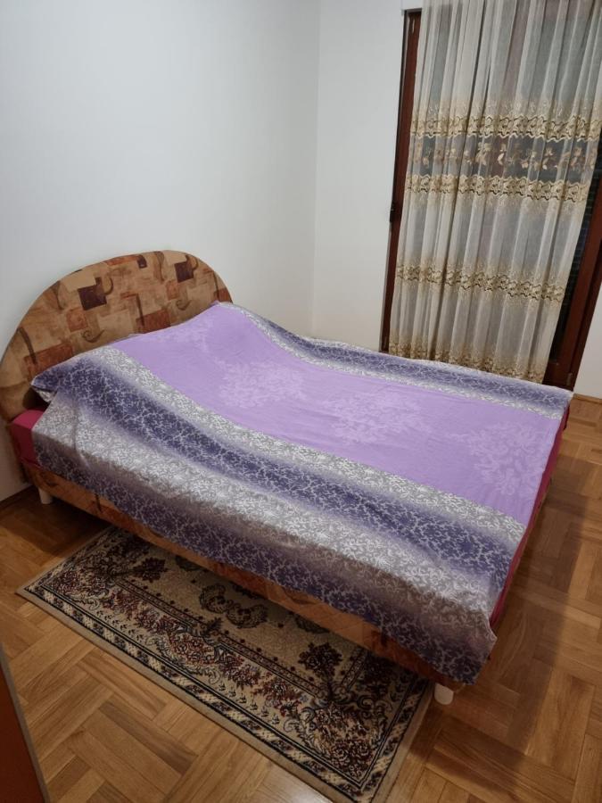 Oksana Apartment Podgorica Exterior photo